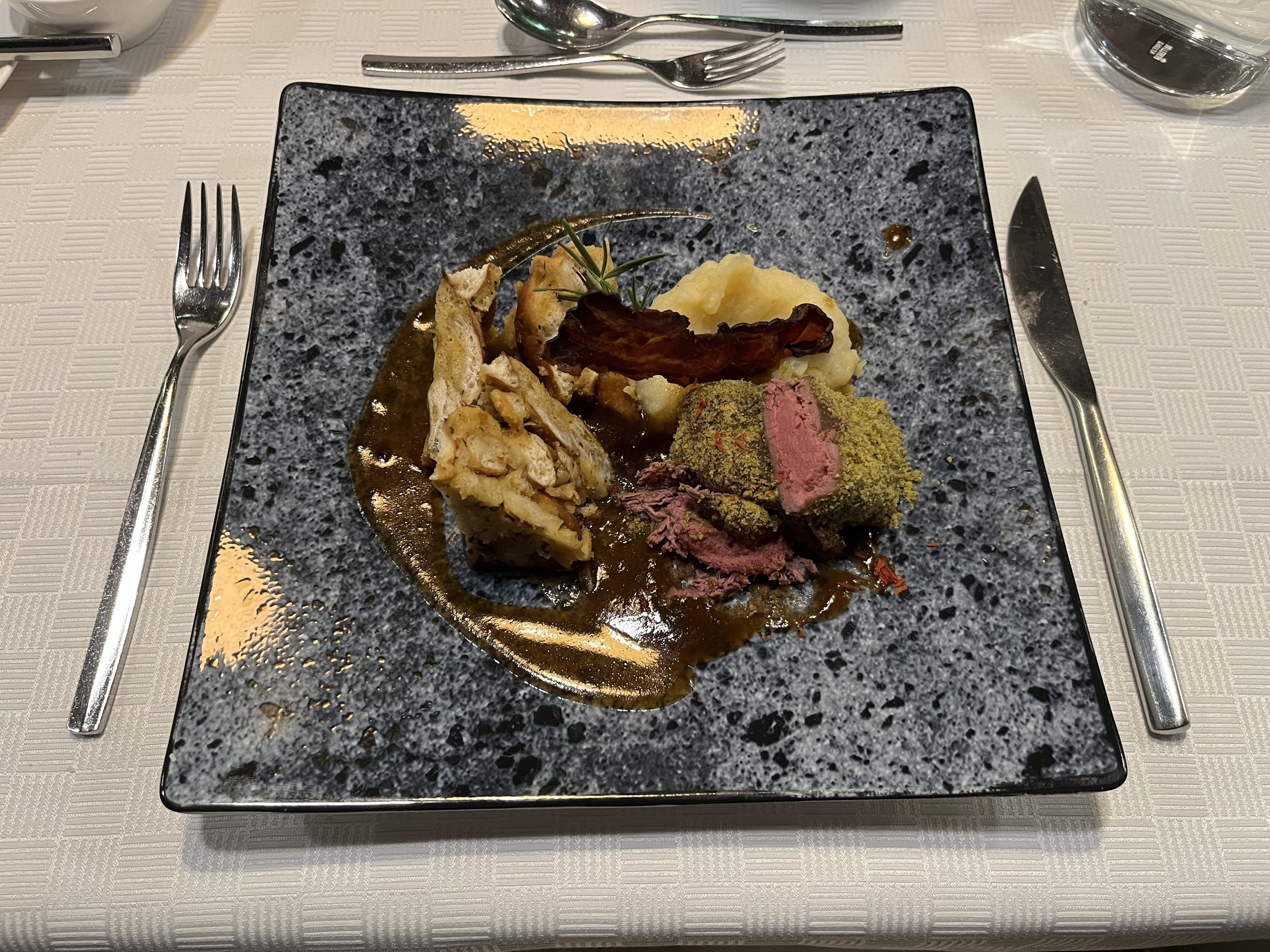 79B91802-C52C-4947-984C-06829F4B011C.jpeg