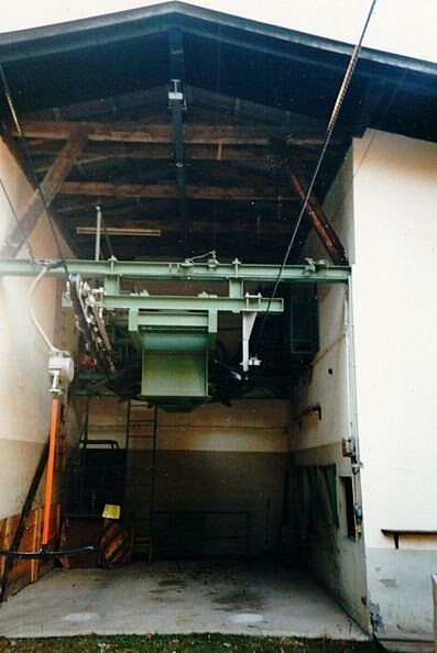 Capture 26 1998.JPG