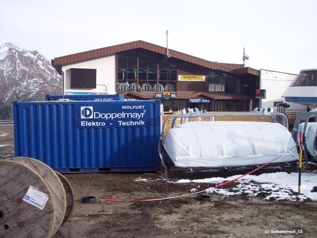 DM_Container+FBM (1).JPG