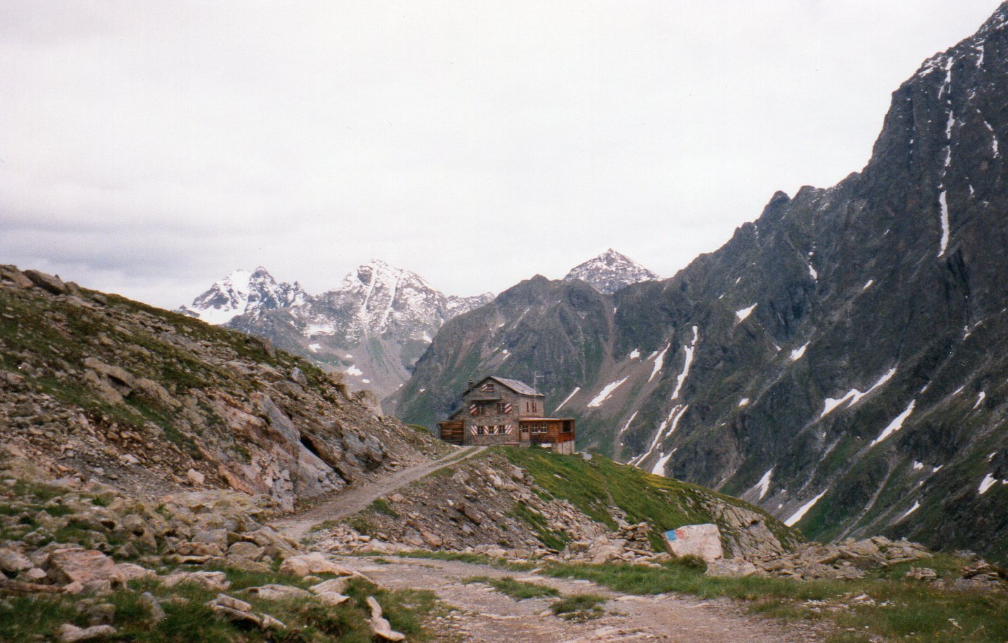 img021.jpg