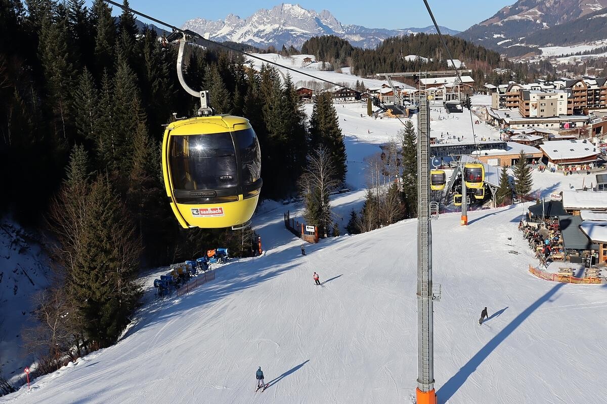 skicircus16.jpg