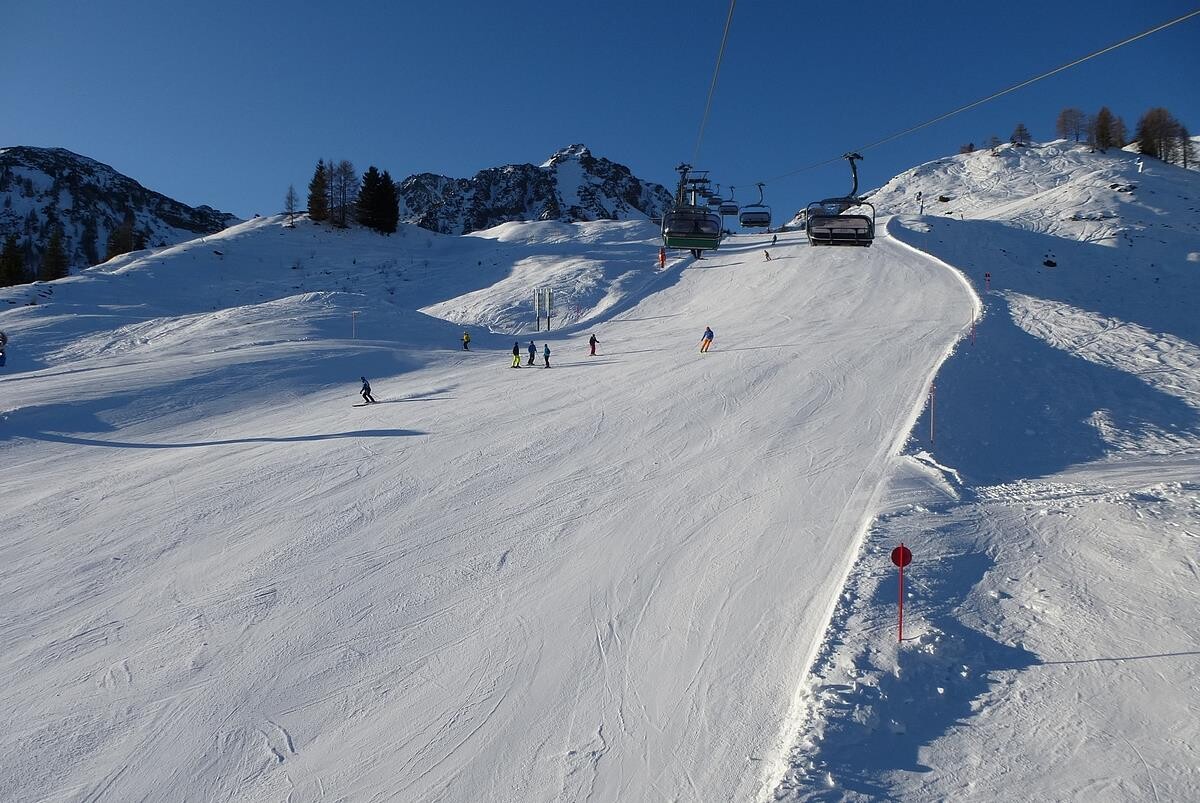 skicircus25.jpg