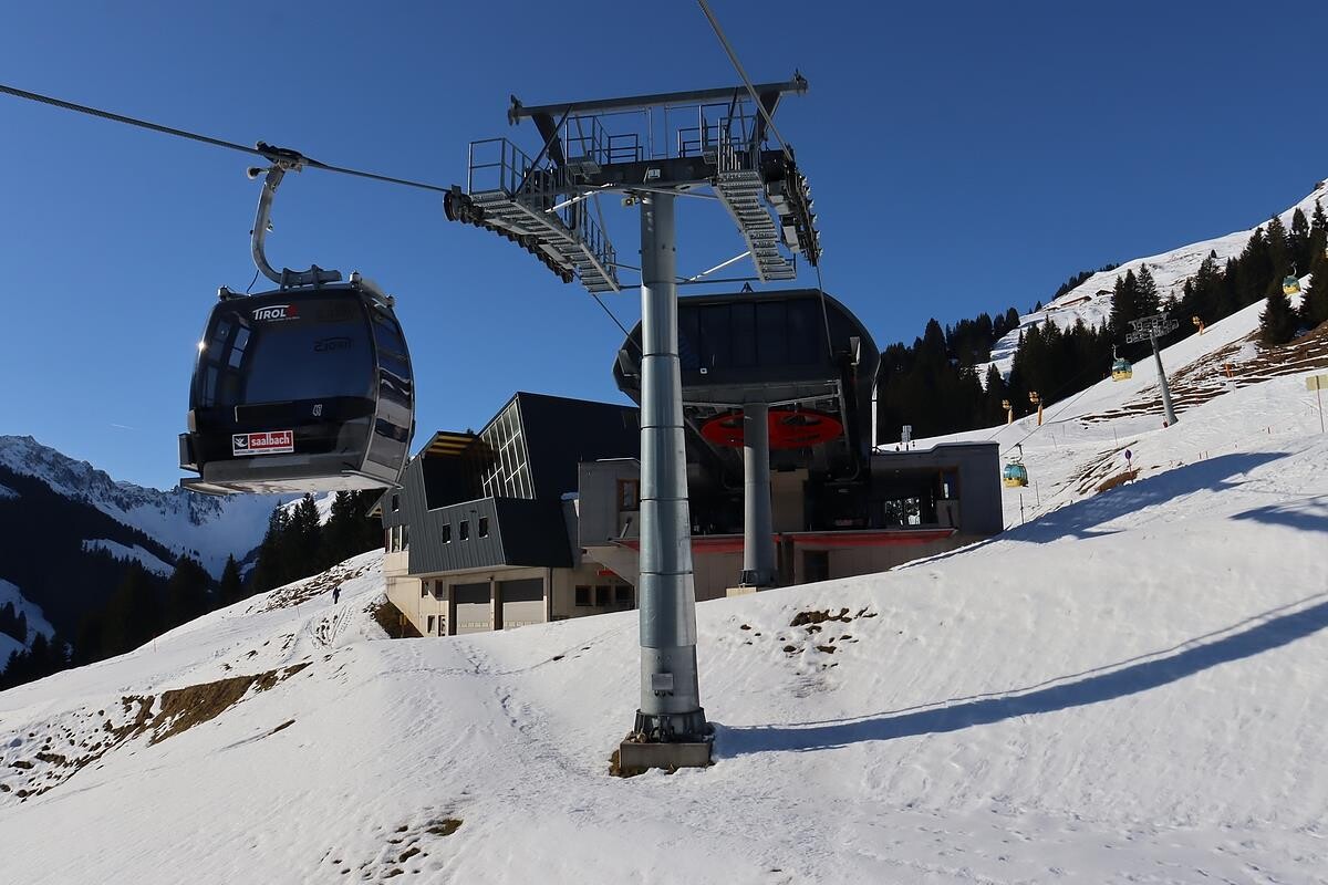 skicircus43.jpg
