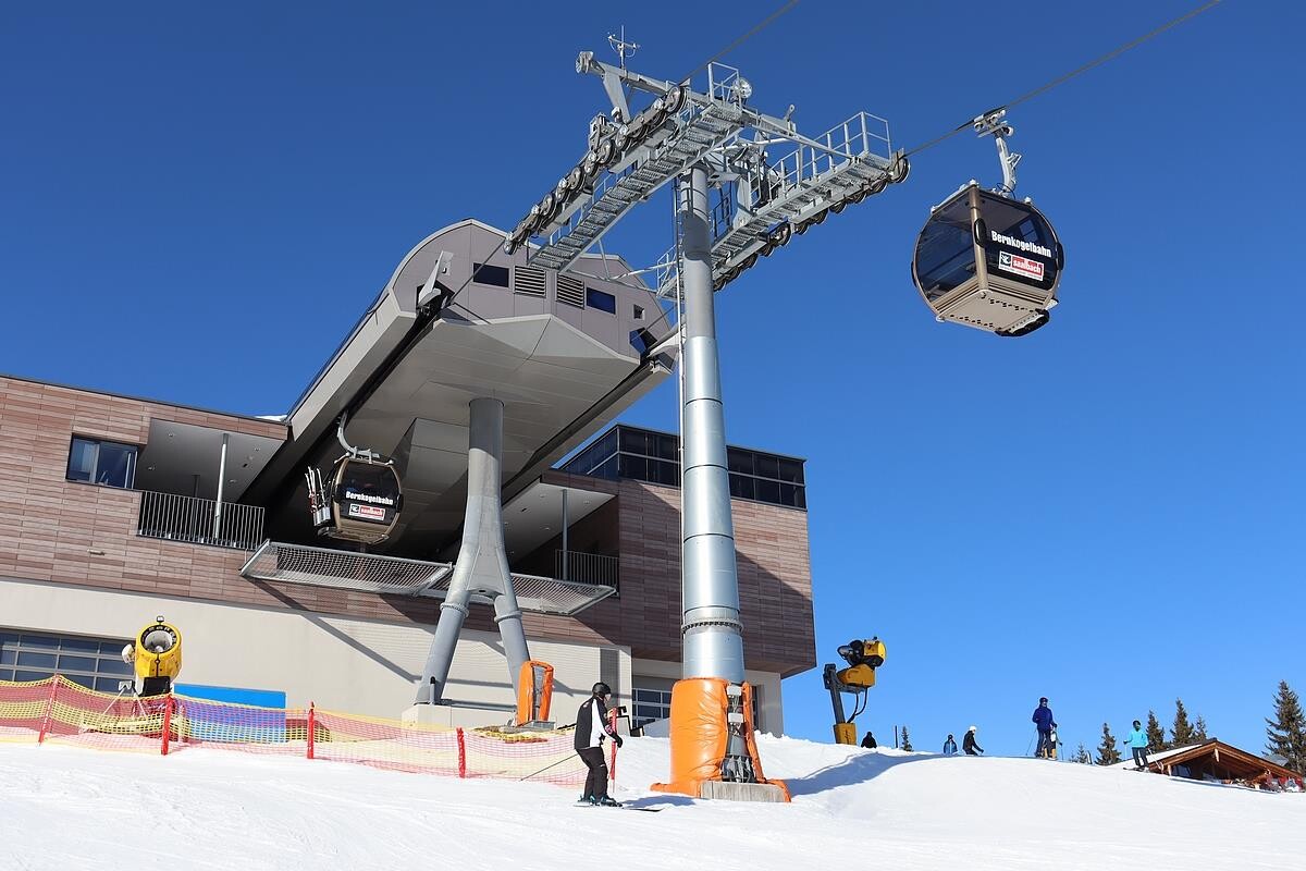skicircus53.jpg