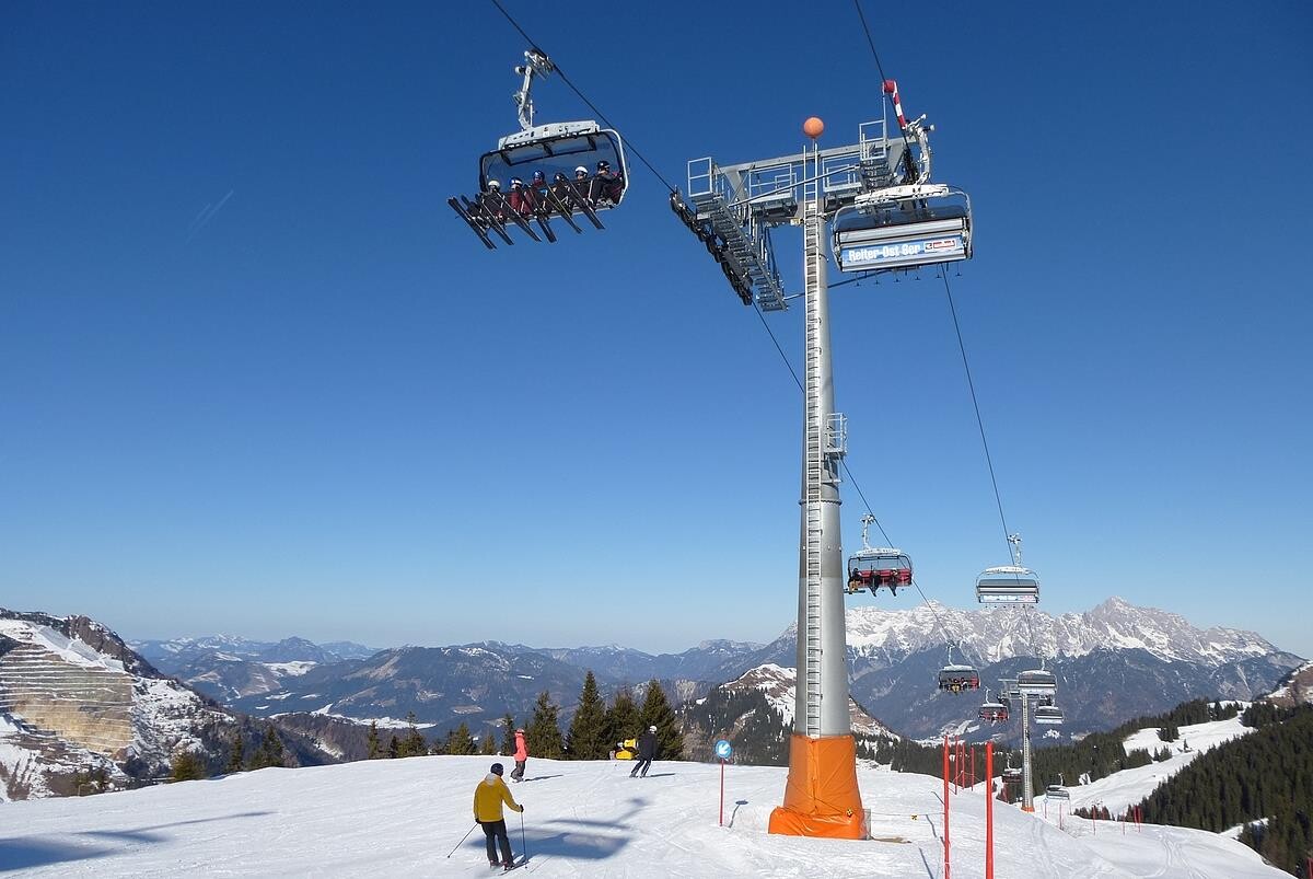 skicircus58.jpg