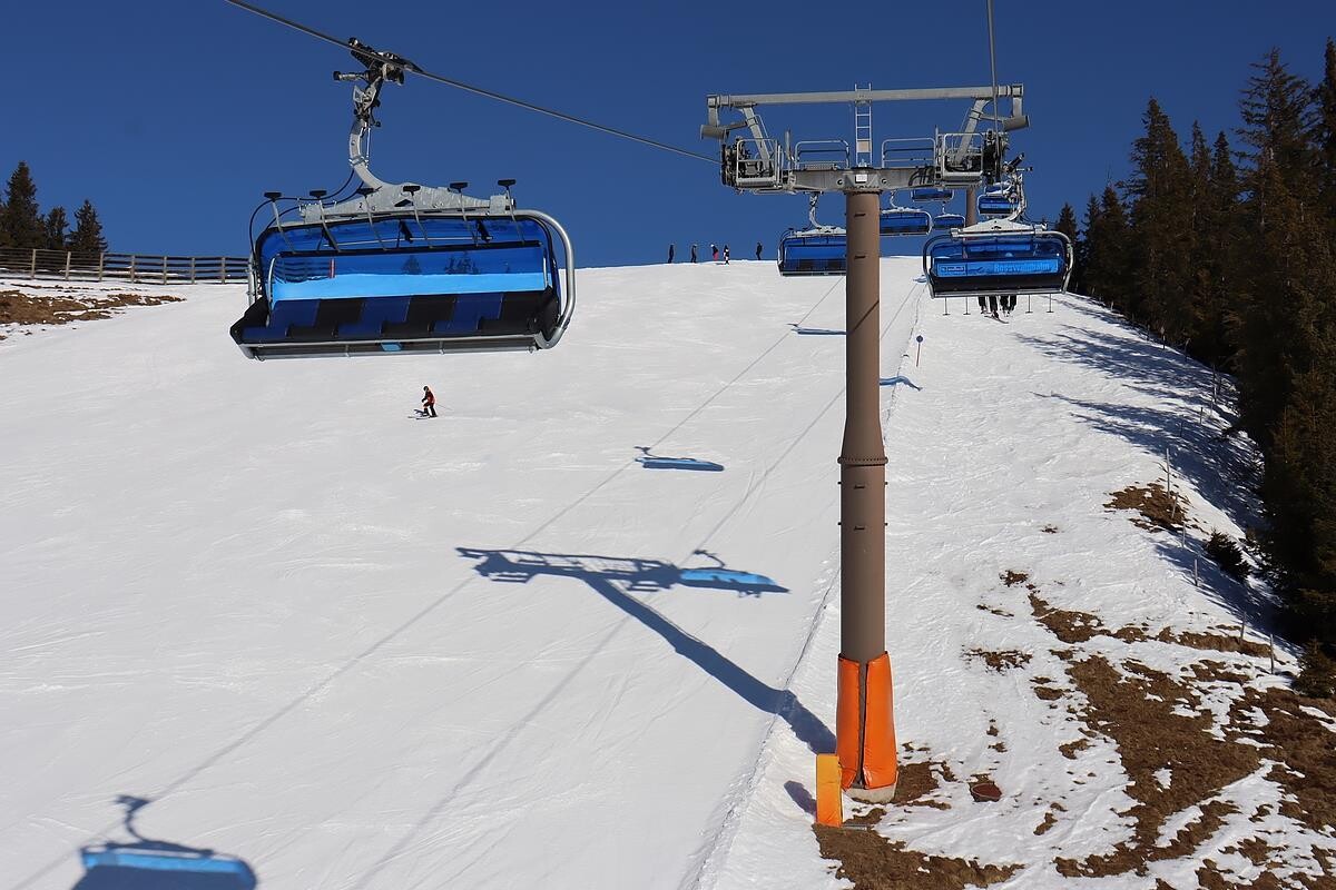 skicircus64.jpg