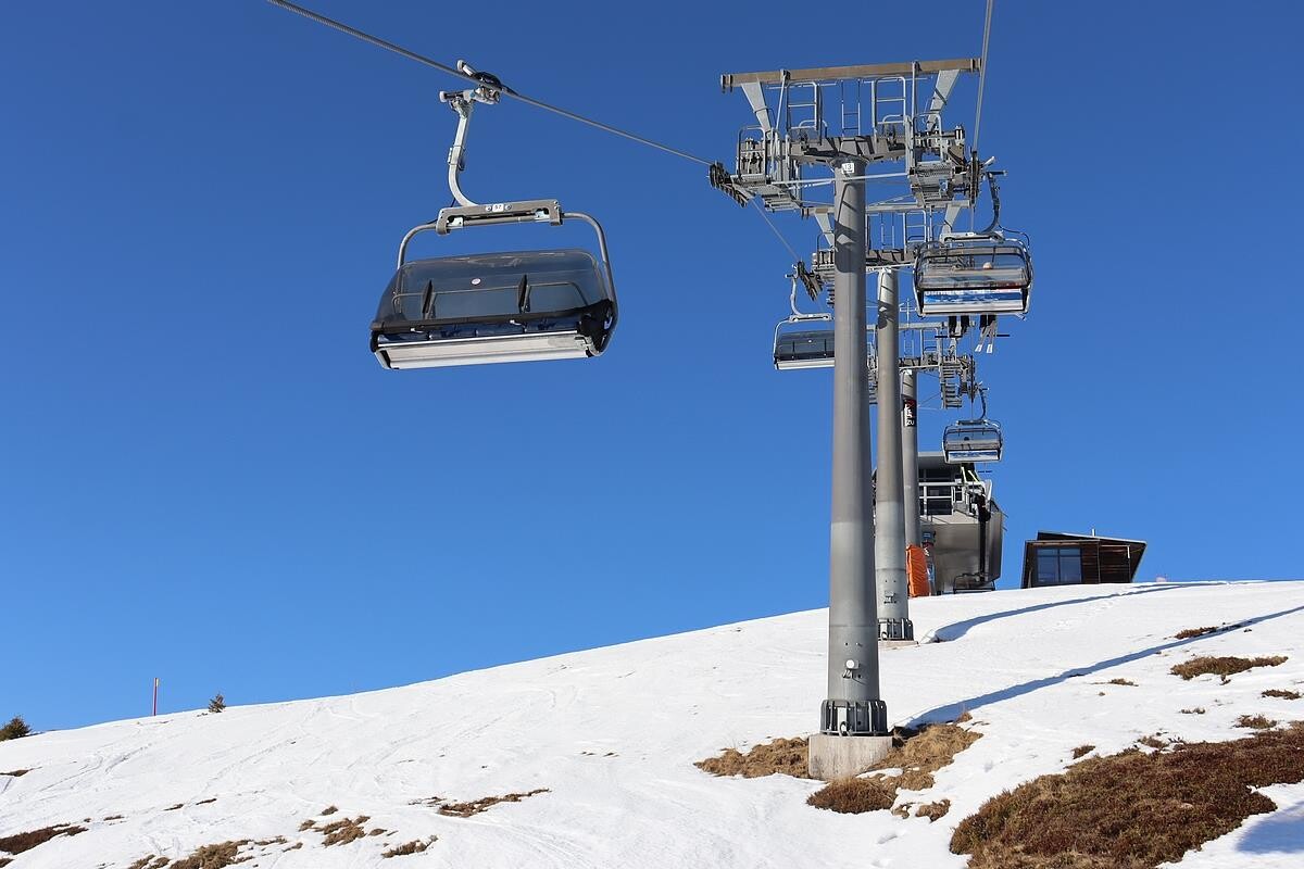skicircus67.jpg