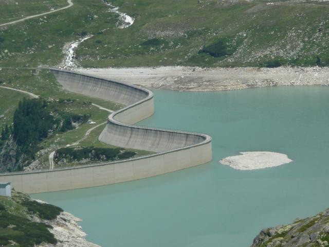 Staumauer_640x480.JPG