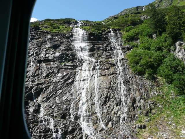 Wasserfall_640x480.JPG