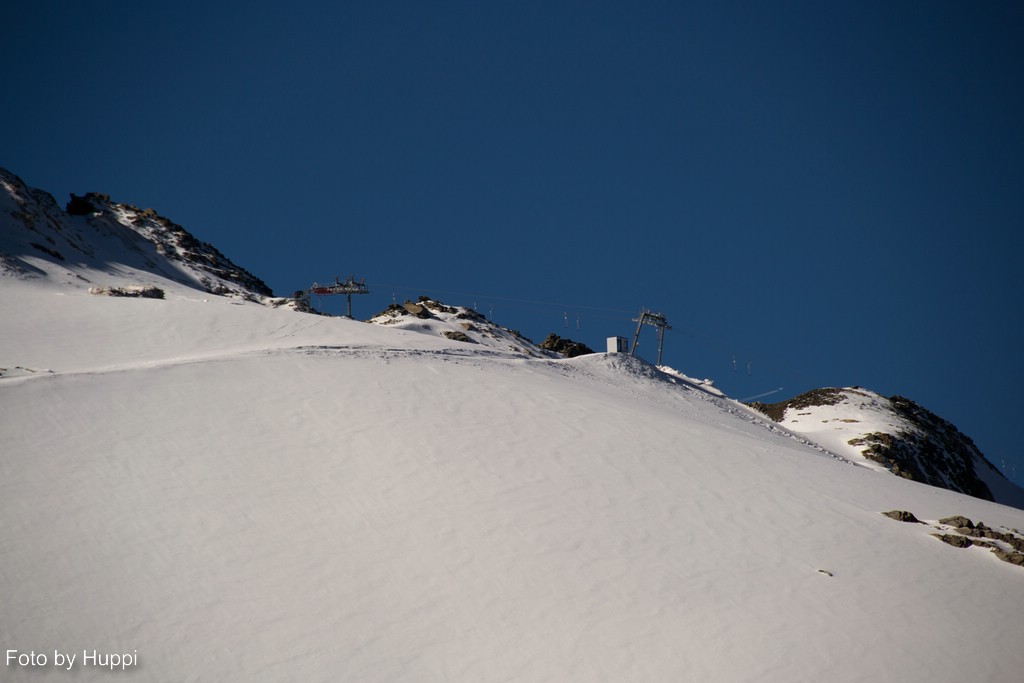 comp__dsc4300itj6p.jpg