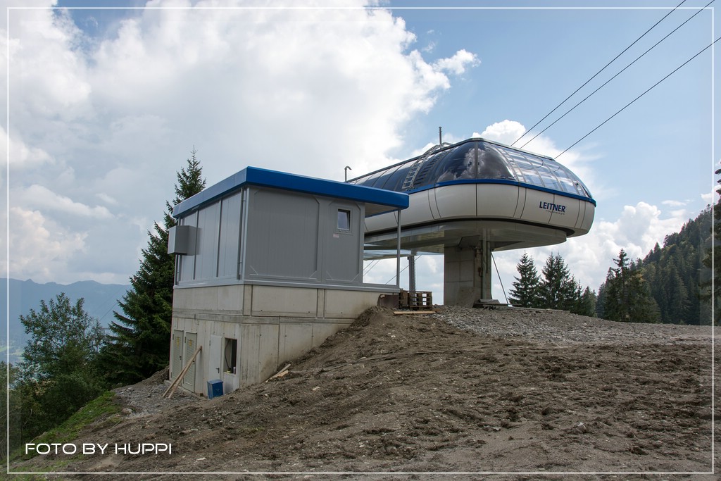 comp_dsc0319tbslv.jpg