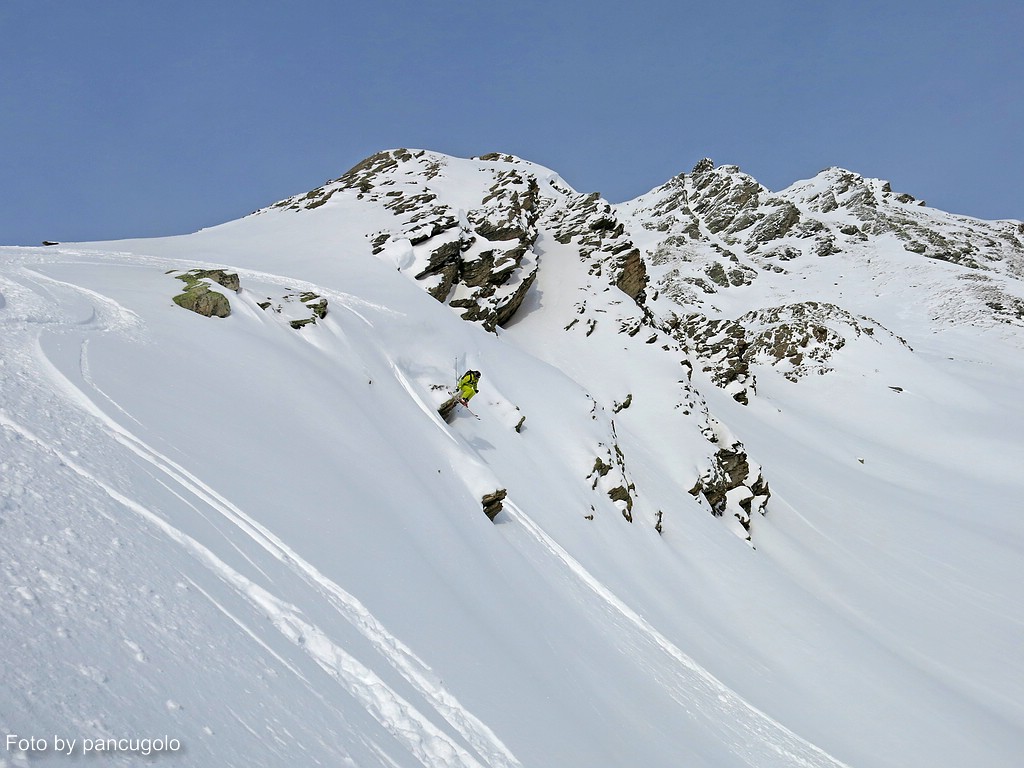comp_img_1800i3ij2.jpg