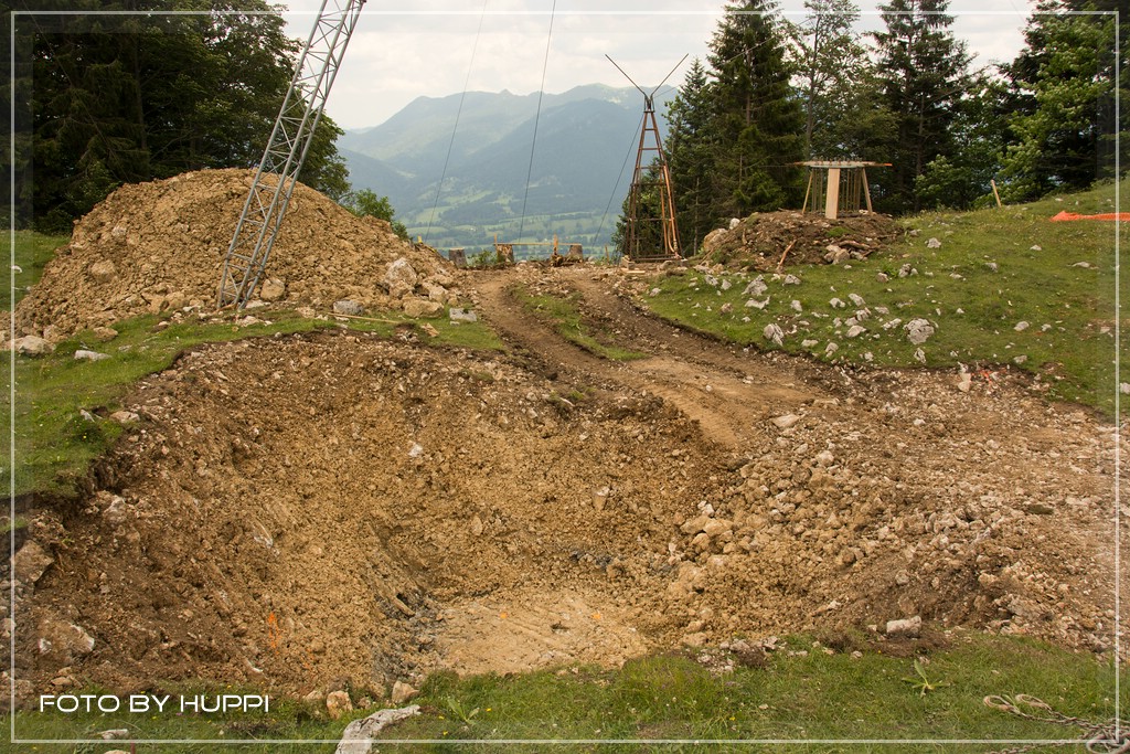 compdsc_040976j3g.jpg