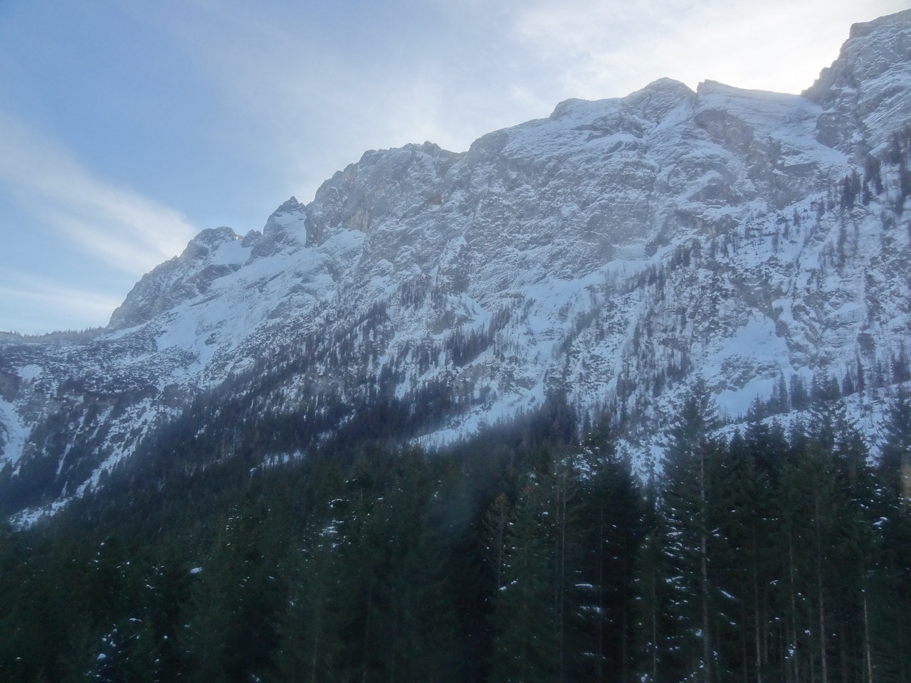 dsc052735eu9q.jpg