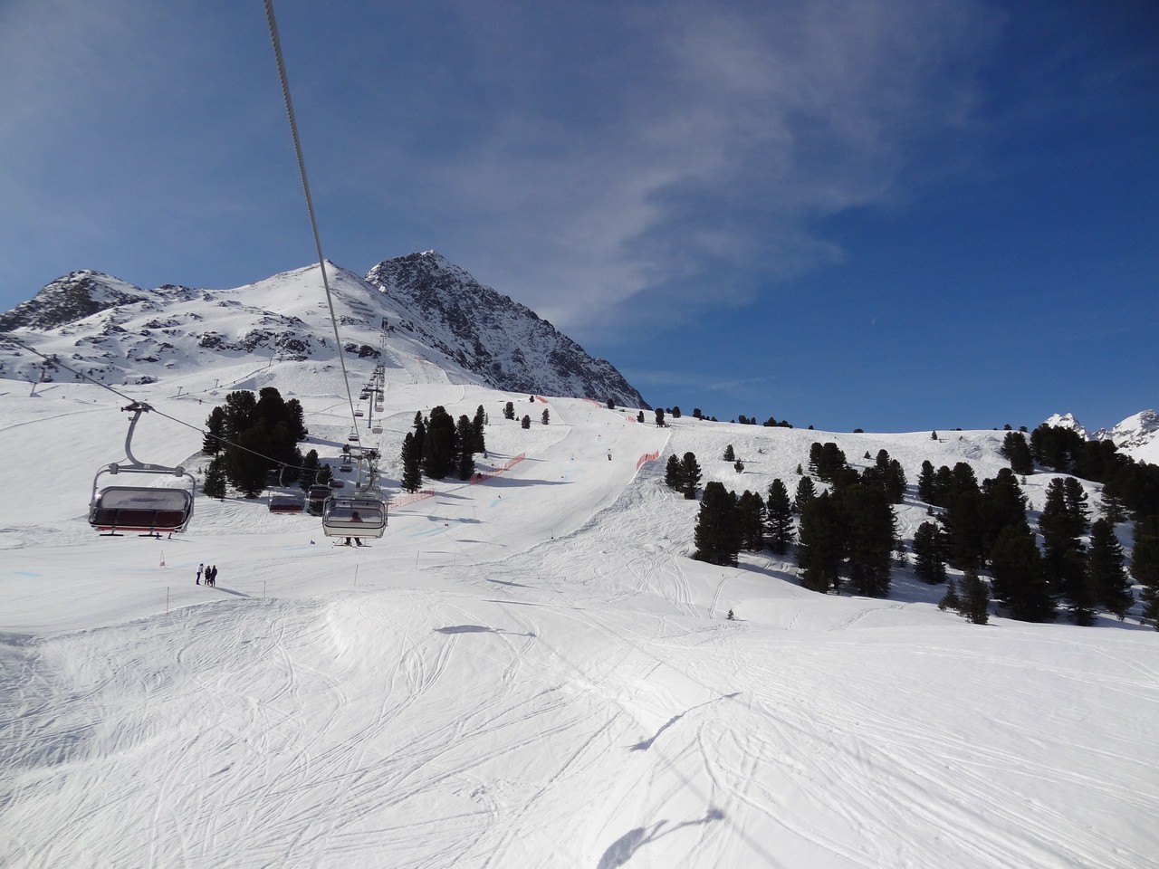 dsc064741du19.jpg