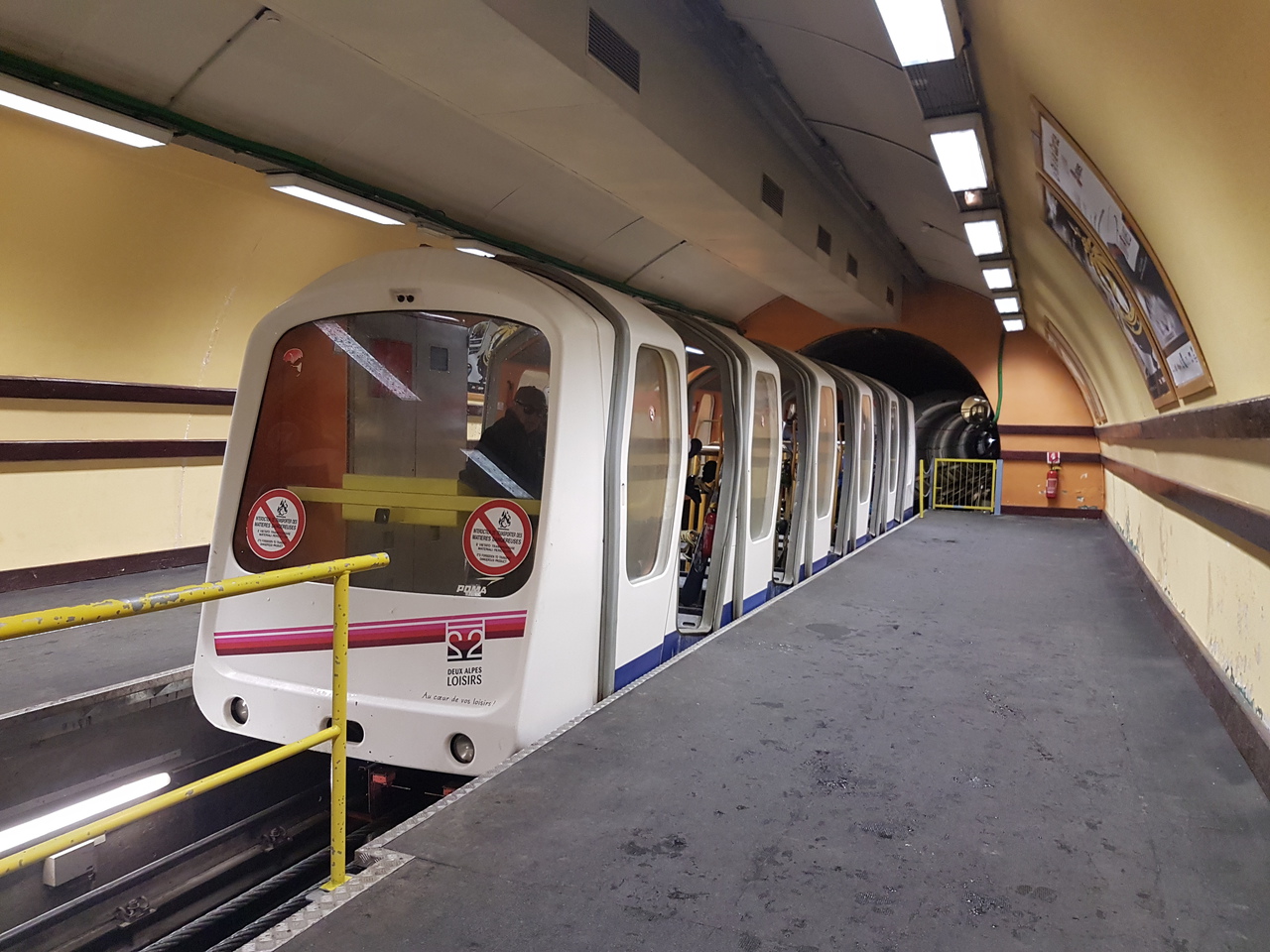 015u-ssbaasvr.jpg