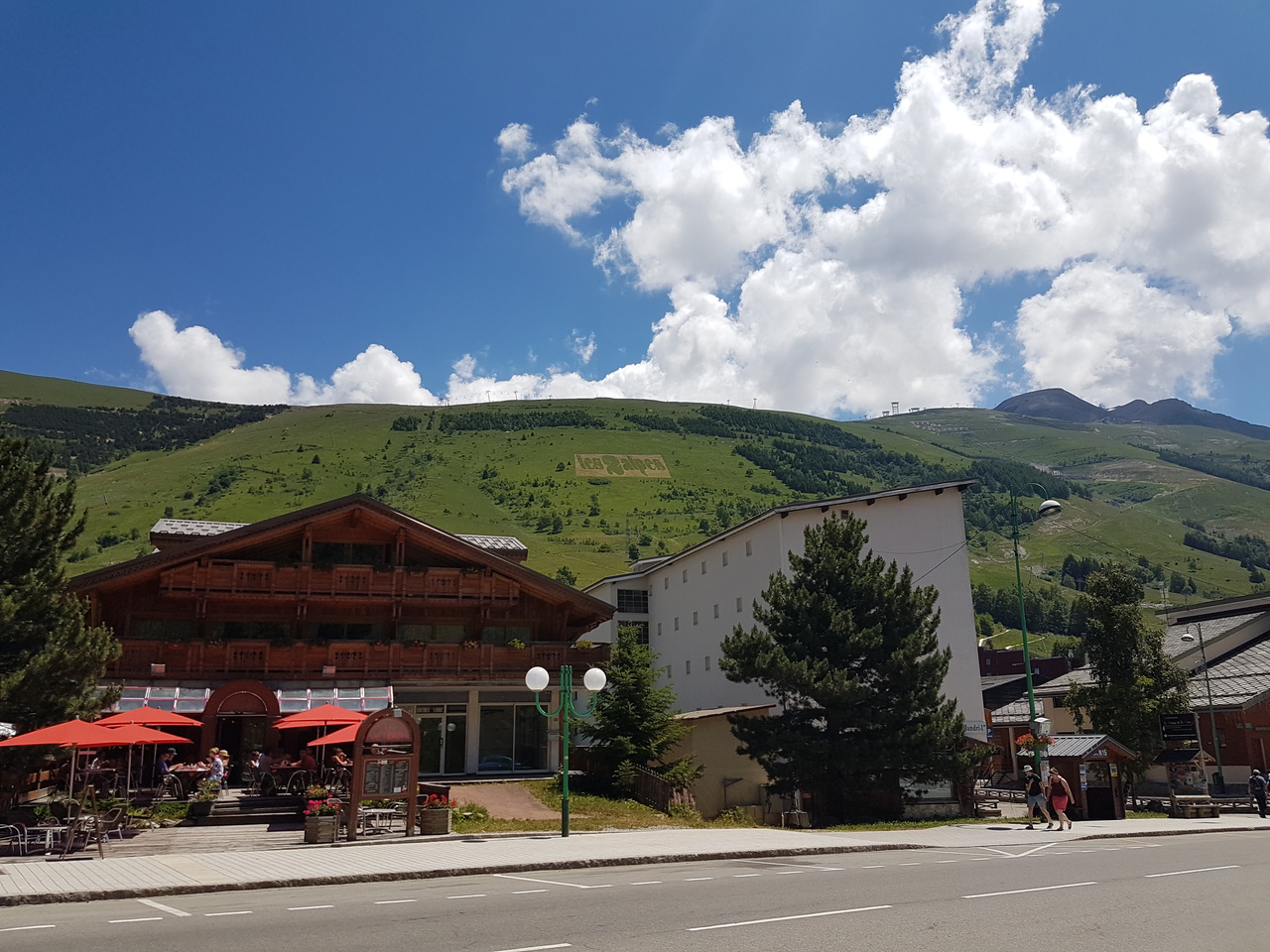 025les2alpesc0u6h.jpg
