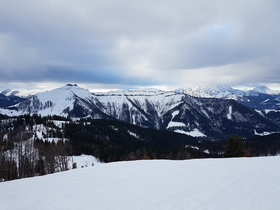 12.ausblickbergstatioz0sat.jpg