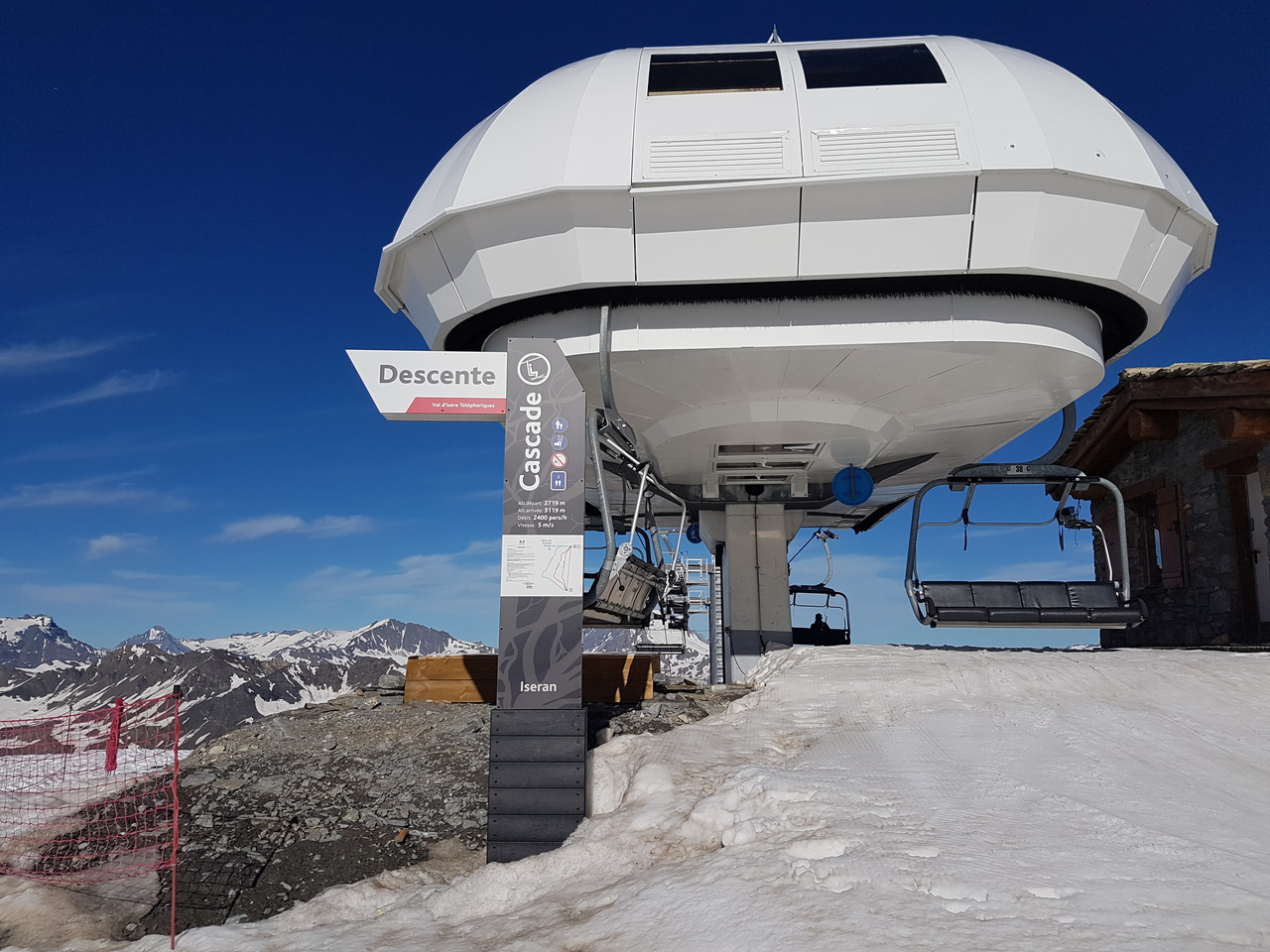 211bergstation4-cldca03dnn.jpg