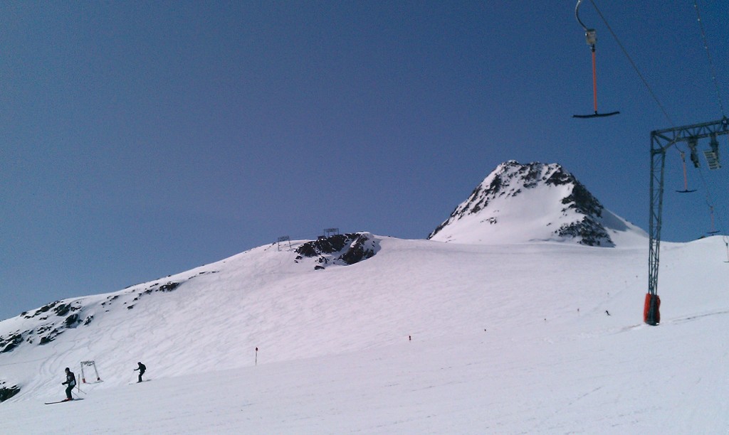 imag02838nhw.jpg