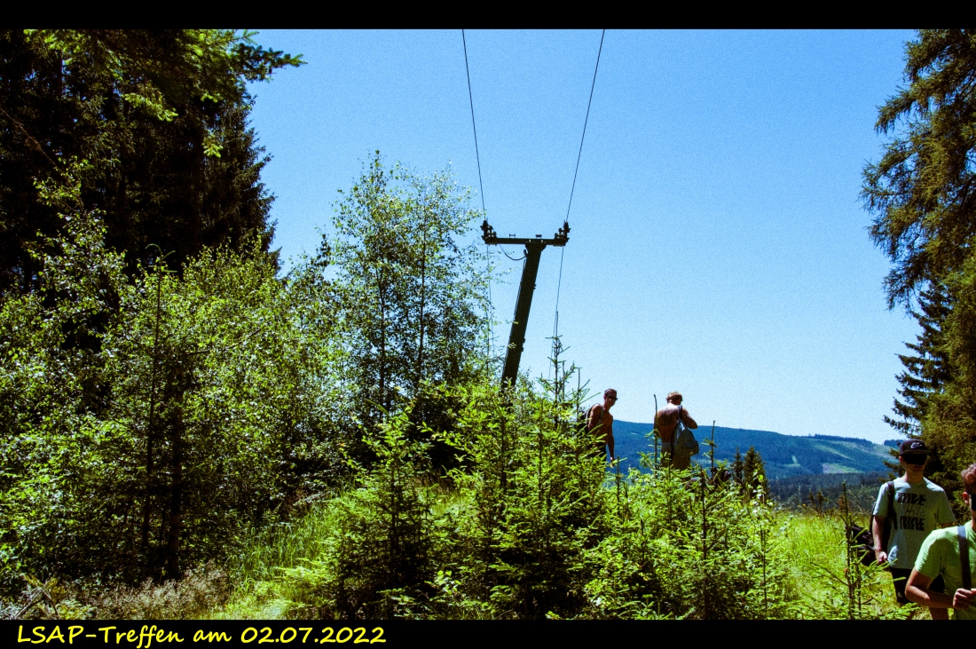 _dsc0200ycdq9.jpg