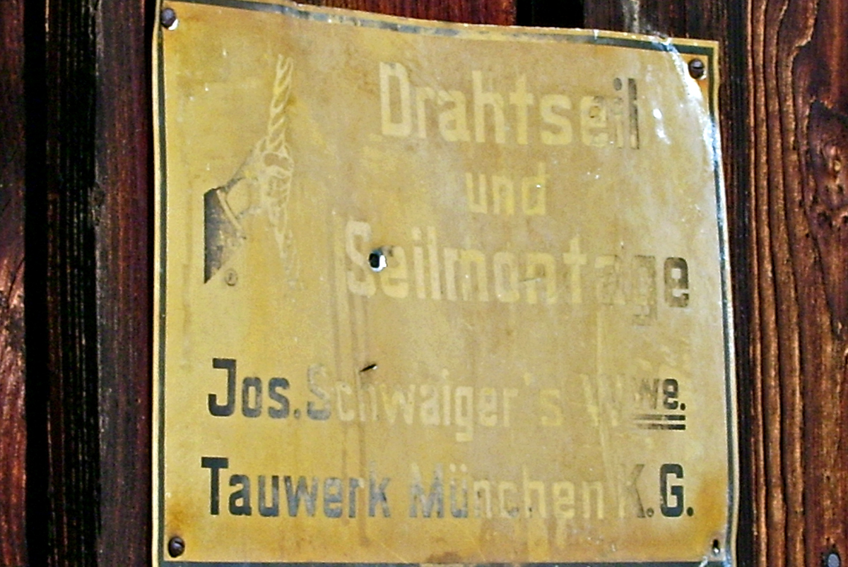 jd500398a3k9o.jpg