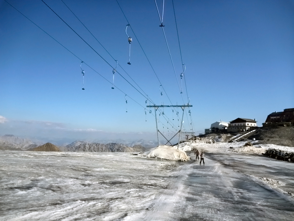 p1220123tnk2r.jpg