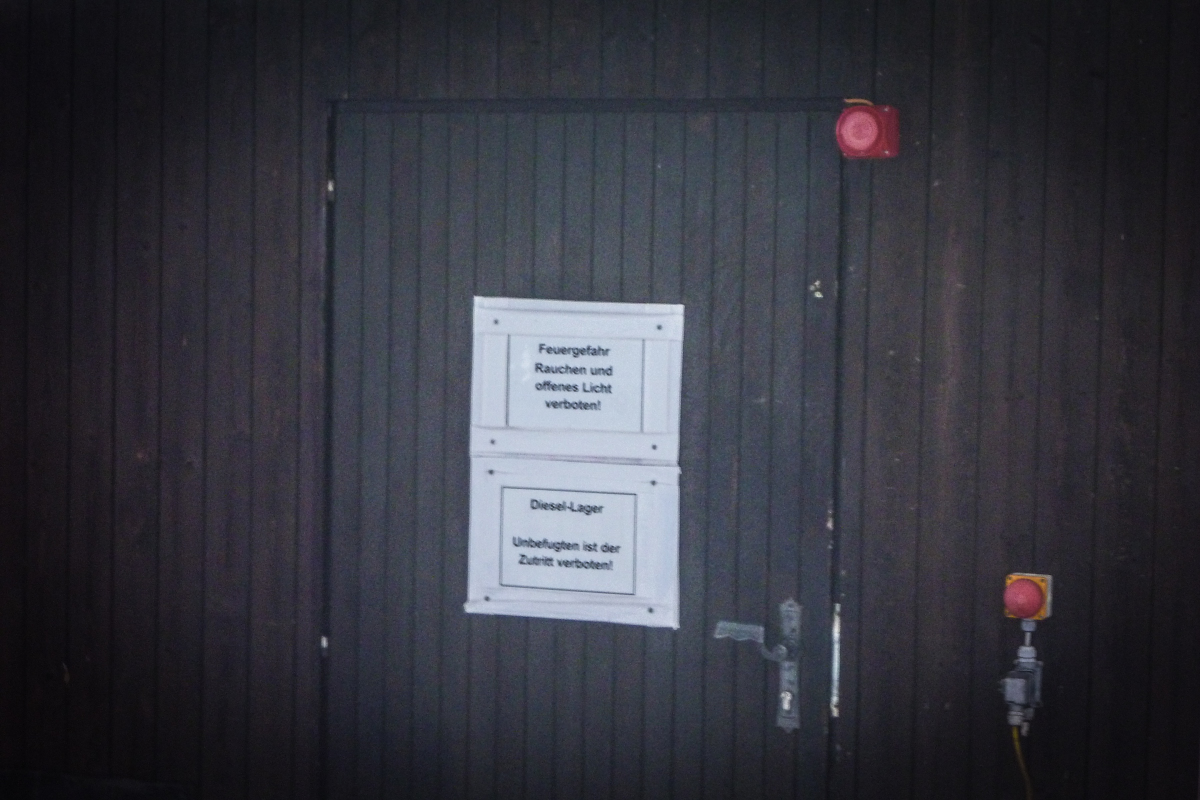 p1630567l6cpe.jpg