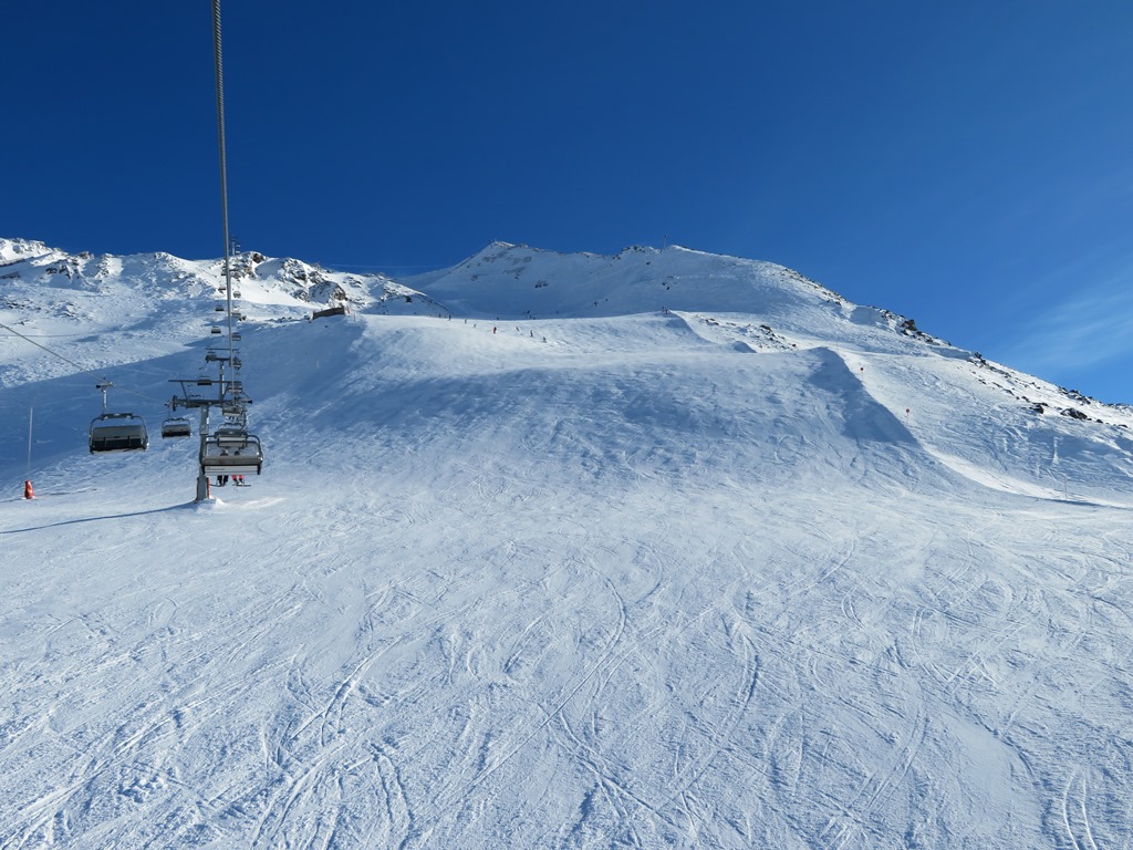 2gurgl33f9fm7.jpg