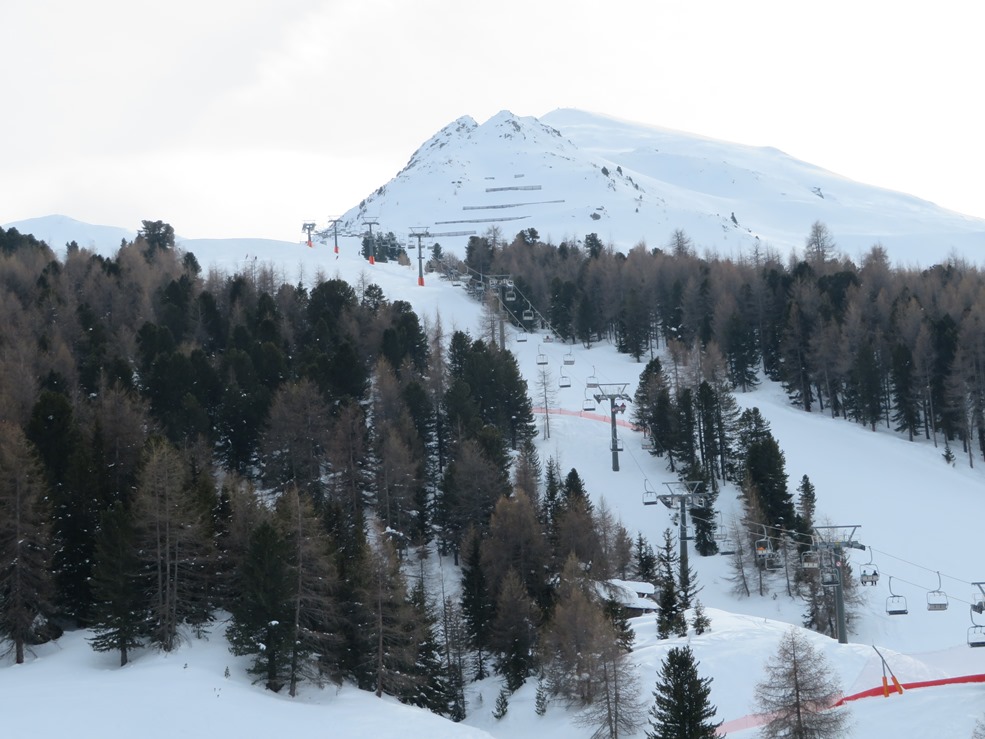 2schneben29x6kmo.jpg