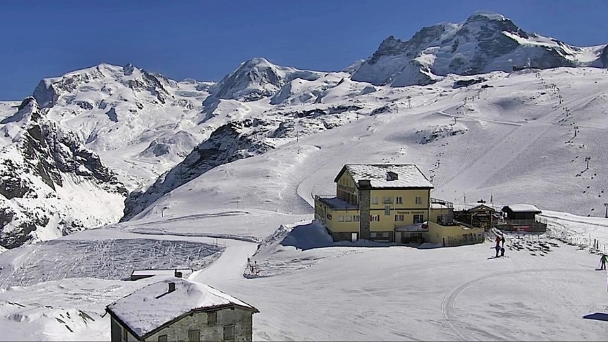 schwarzsee9yu6c.jpg