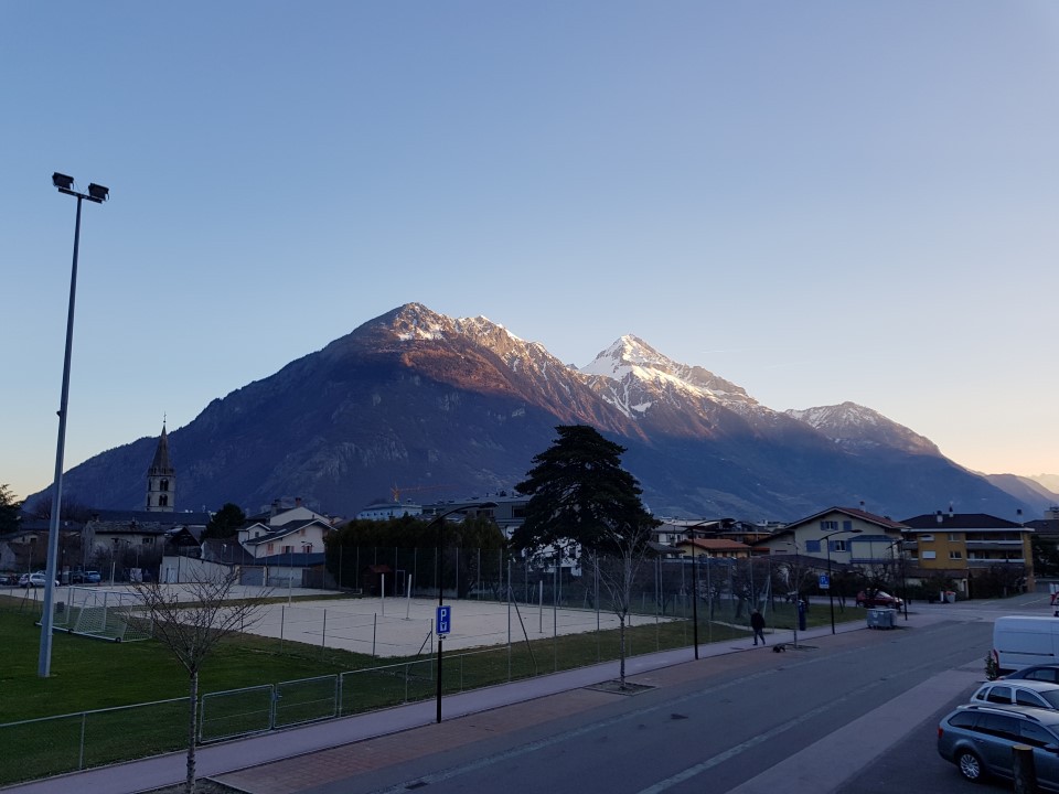 20180324_065533gxot6.jpg