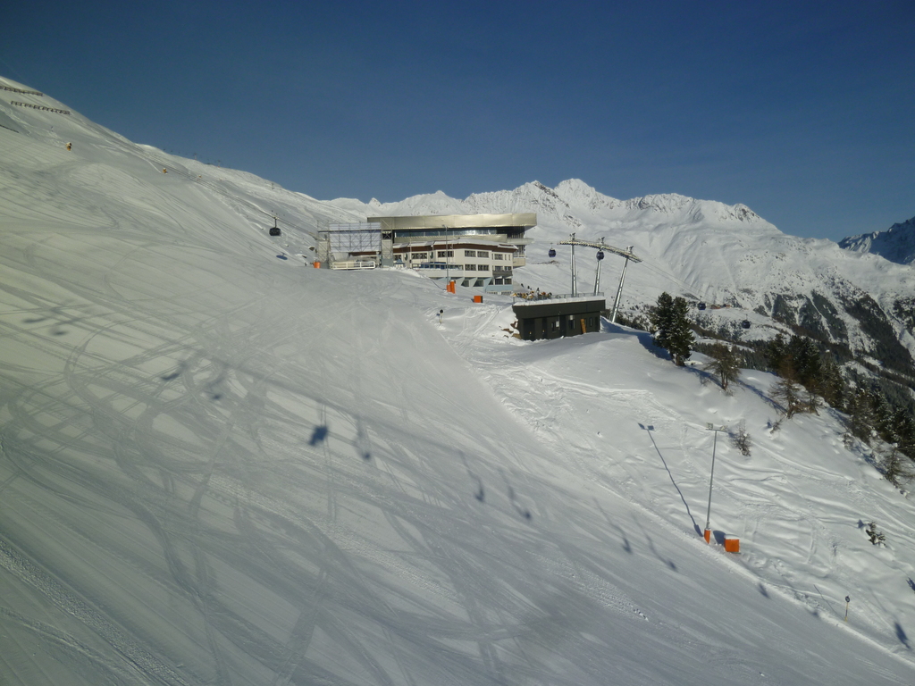 p1050856ncaj3.jpg