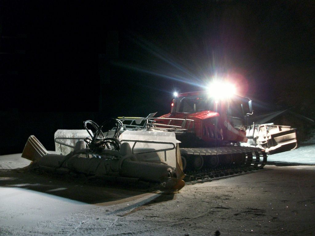pistenbully600scrlkuar.jpg