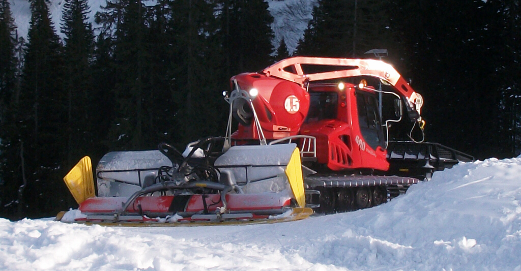 pistenbully600w4.5tow1lulw.jpg