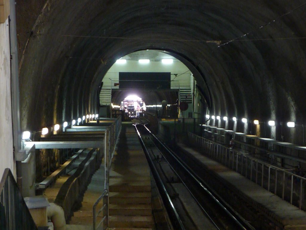 p1370729h1kkn.jpg