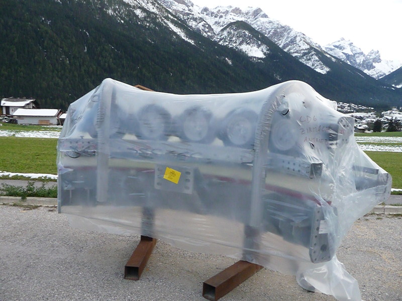 p13806714jsbe.jpg