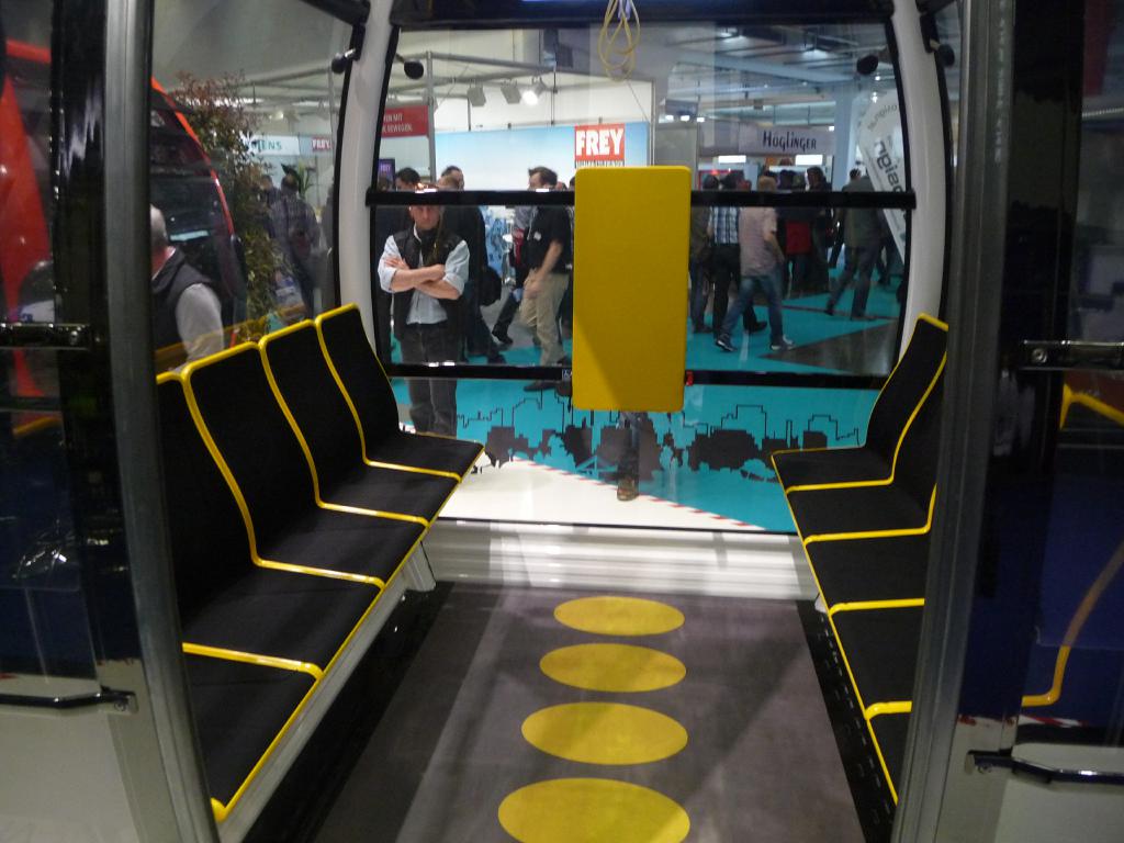p1440093slues.jpg