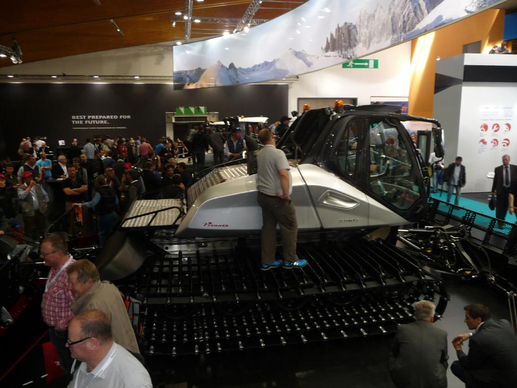 p14401157or0e.jpg