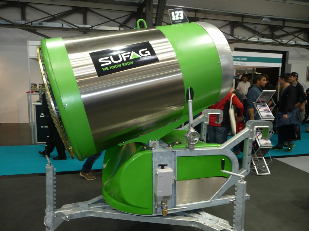 p1440130kcoyr.jpg