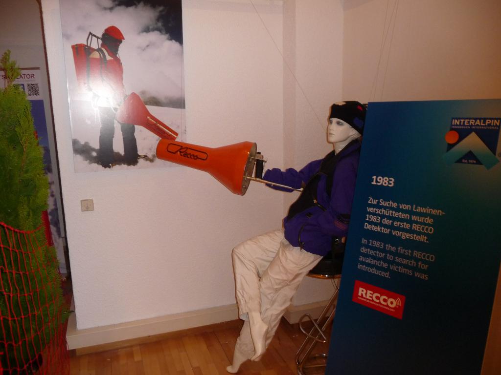 p14401378djoj.jpg