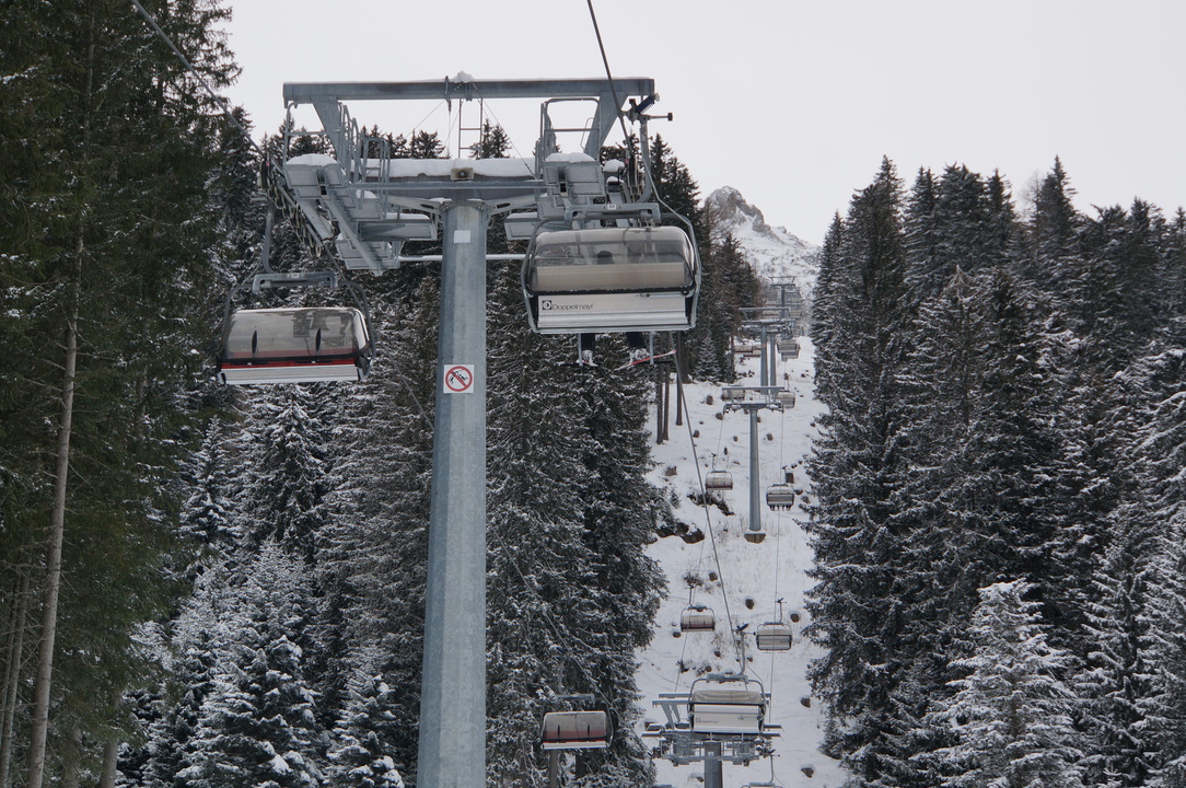 sdtirol052zuus9.jpg