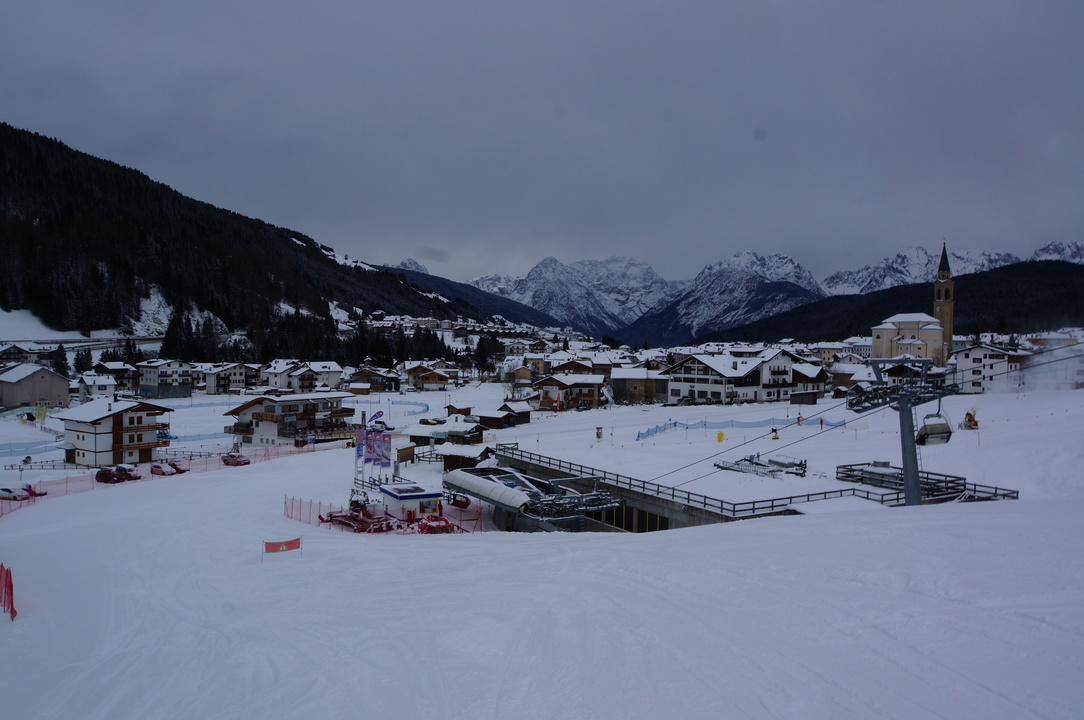 sdtirol055hlufo.jpg