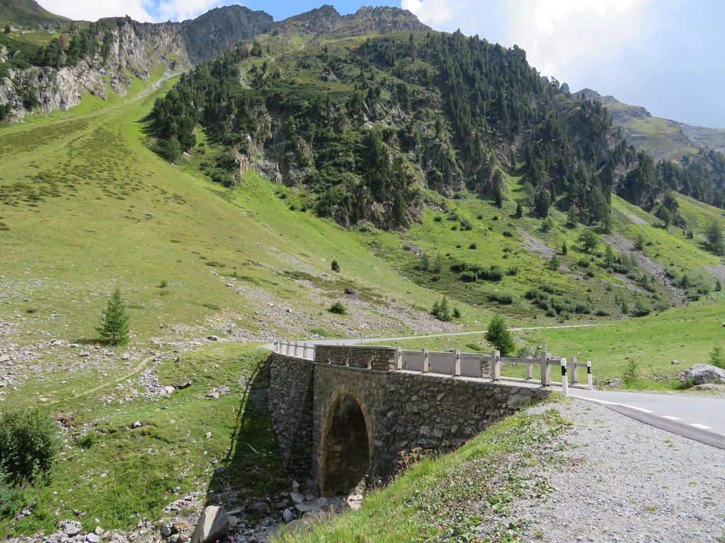 img_63403ueci.jpg