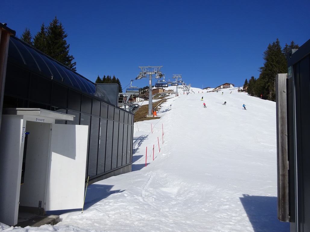 dsc020711nbf70.jpg