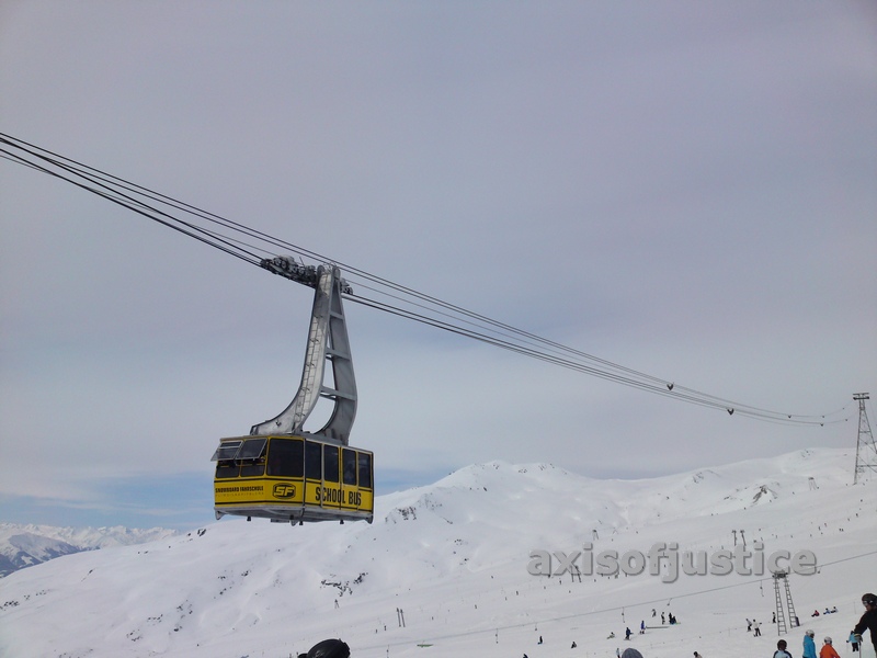laax2010-270ebm.jpg