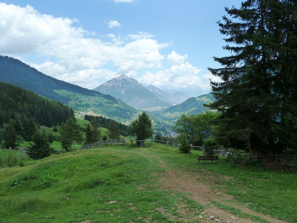k-p10802633pl0d.jpg