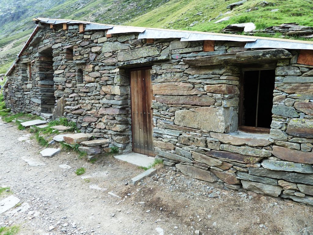 k-p10804299tavu.jpg