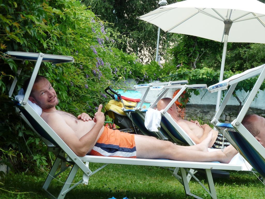 k-p10805739mpal.jpg
