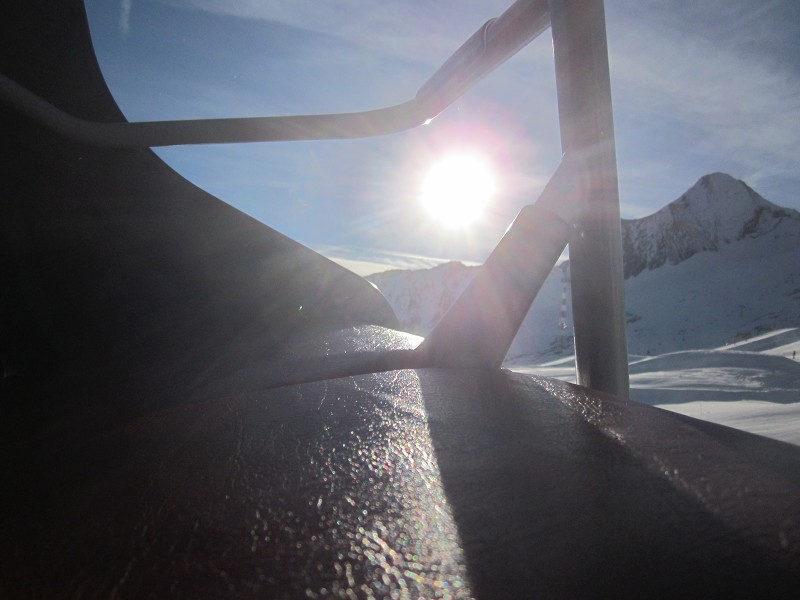 img2_3579erj12.jpg